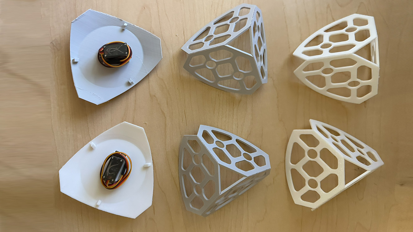 Printed base plates with servos mounted and lattice shells
